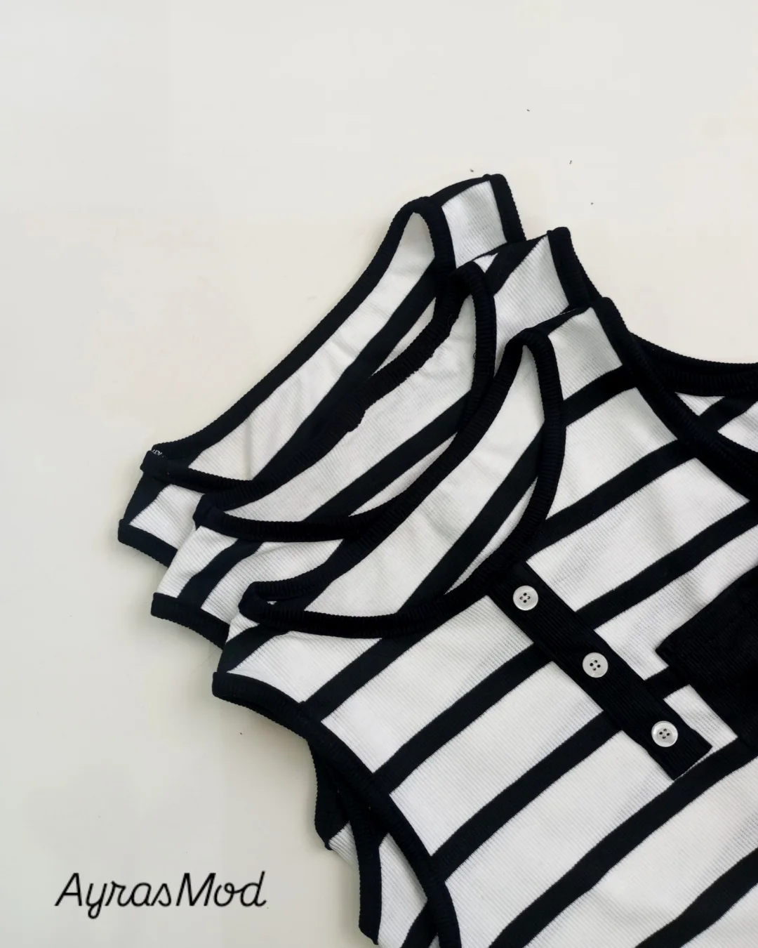 کراپ تاپ راه راه جیب دار